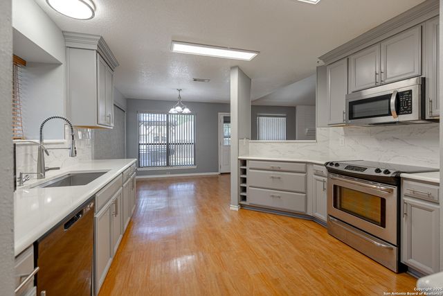 2717 Poplar Grove, Schertz, TX 78154