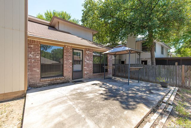 2717 Poplar Grove, Schertz, TX 78154