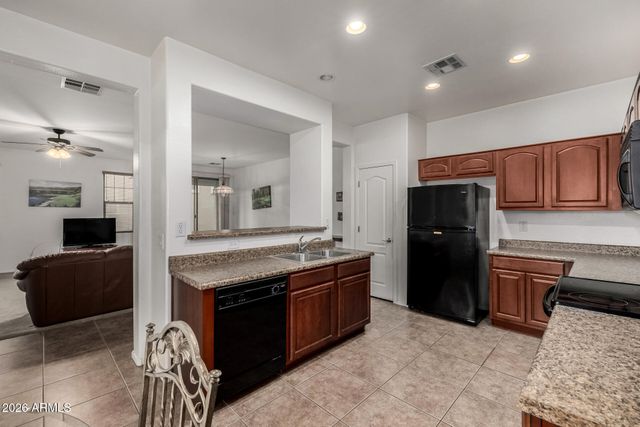 2854 S PEEL Drive, Gilbert, AZ 85295