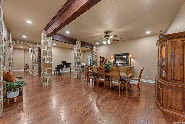 377 Waterstone Pkwy, Boerne, TX 78006