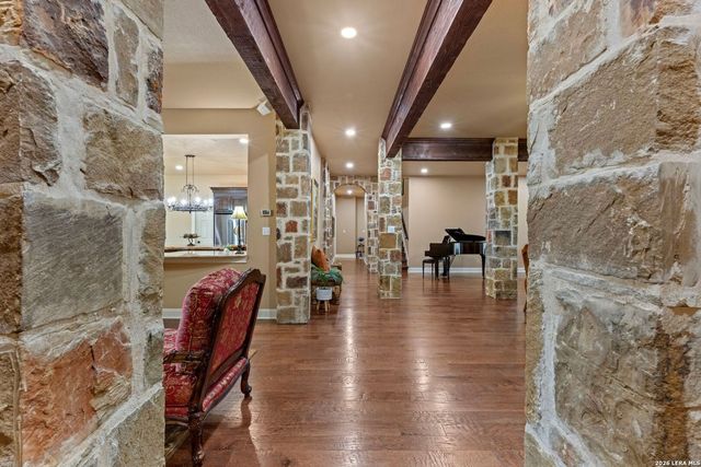 377 Waterstone Pkwy, Boerne, TX 78006
