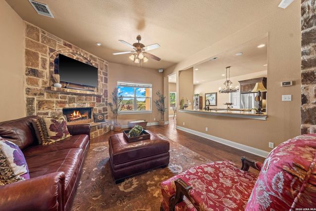 377 Waterstone Pkwy, Boerne, TX 78006