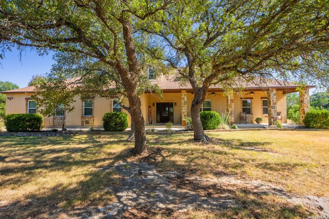 377 Waterstone Pkwy, Boerne, TX 78006