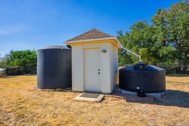 377 Waterstone Pkwy, Boerne, TX 78006