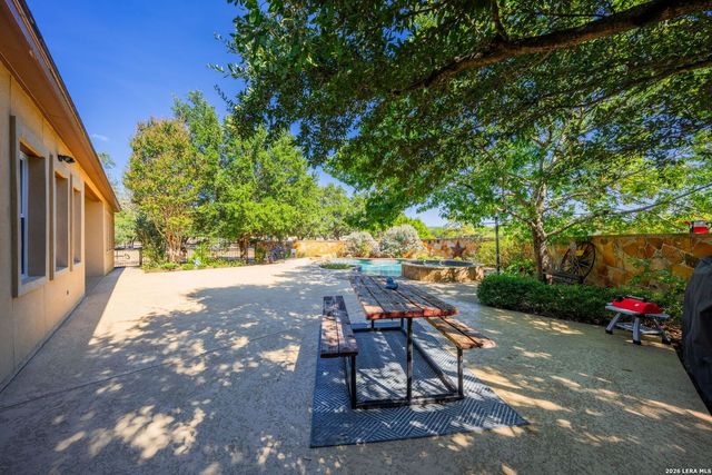 377 Waterstone Pkwy, Boerne, TX 78006