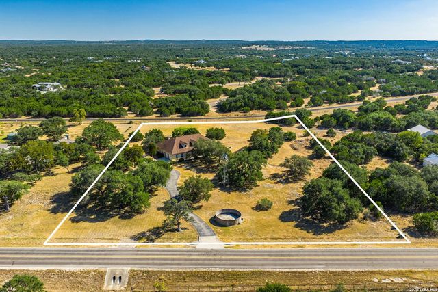 377 Waterstone Pkwy, Boerne, TX 78006