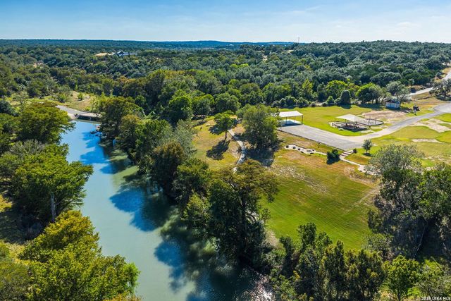 377 Waterstone Pkwy, Boerne, TX 78006