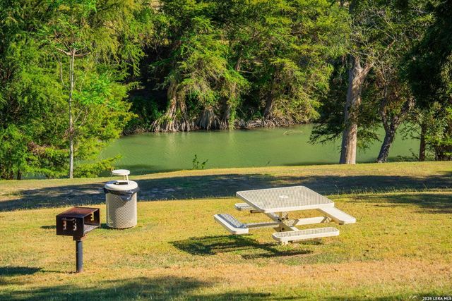 377 Waterstone Pkwy, Boerne, TX 78006