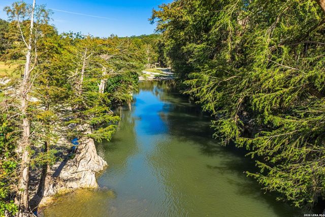 377 Waterstone Pkwy, Boerne, TX 78006