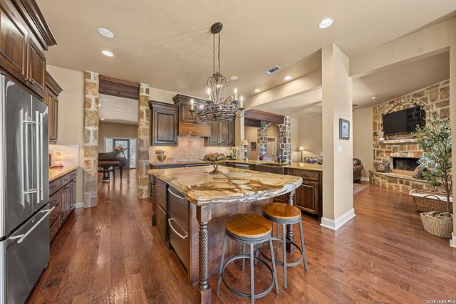 377 Waterstone Pkwy, Boerne, TX 78006