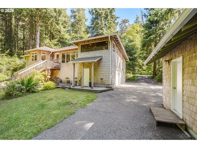 32105 HEMLOCK Ln, Arch Cape, OR 97102