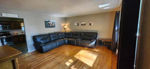 3348 W 80th Avenue, Merrillville, IN 46410