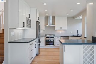 14 Heritage Oaks Rd, Pleasant Hill, CA 94523