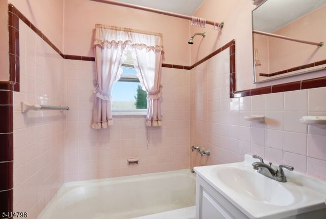 1412 E 2Nd St, Plainfield City, NJ 07062