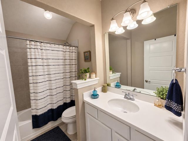 1408 Saddlespur LN, Leander, TX 78641