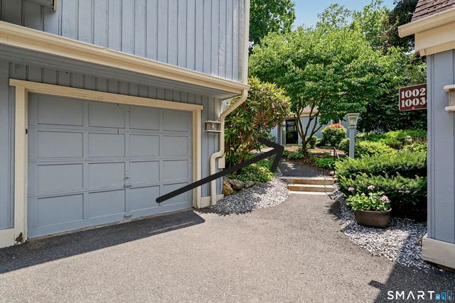 1003 Heritage Village B, Southbury, CT 06488