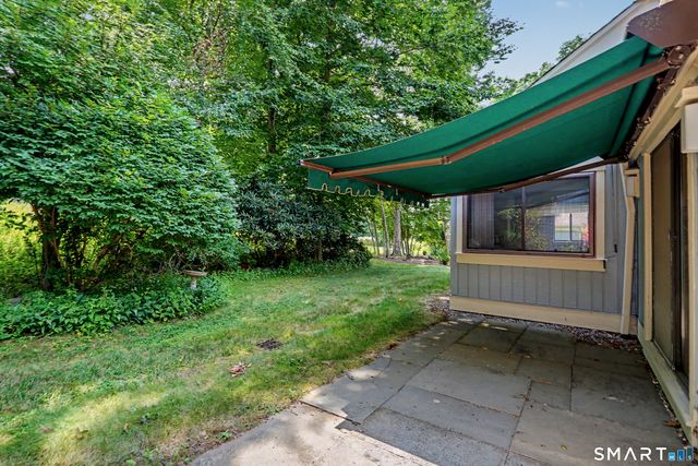 1003 Heritage Village B, Southbury, CT 06488
