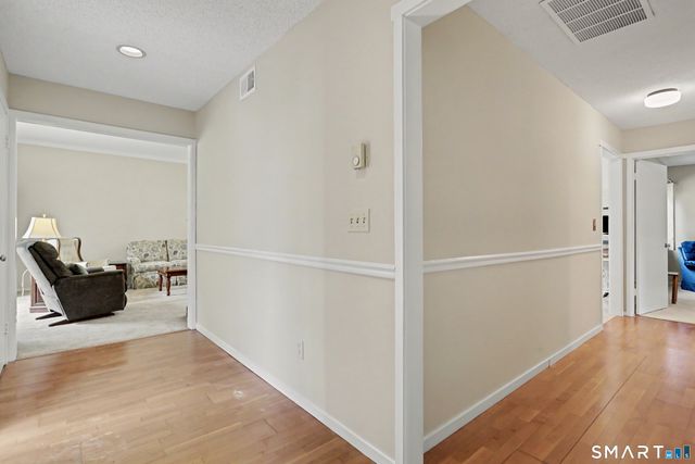 1003 Heritage Village B, Southbury, CT 06488