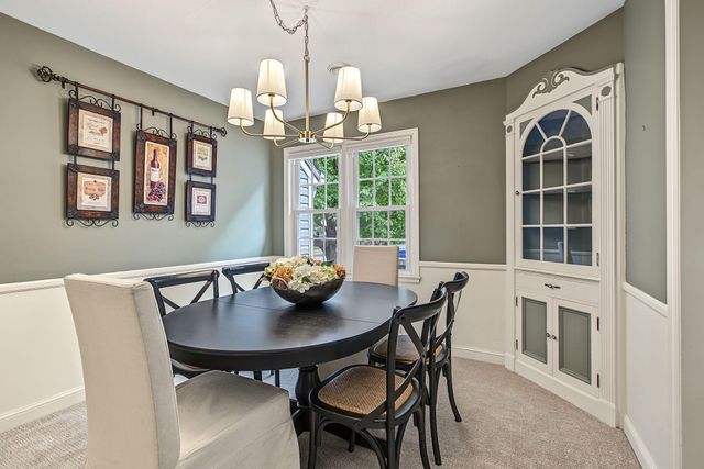 1947 Arona Street, Roseville, MN 55113