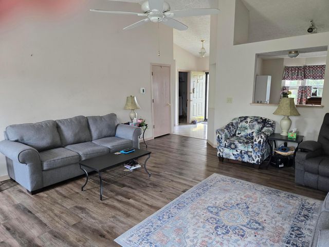 5697 Silver Spurs Lane, Galloway, OH 43119
