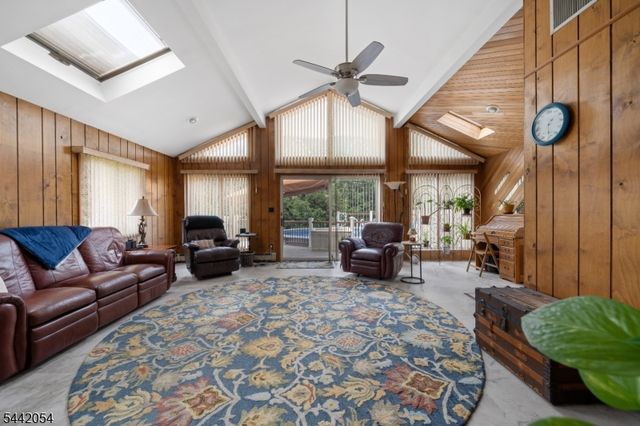 21 Ravine Ave, Nutley Twp., NJ 07110