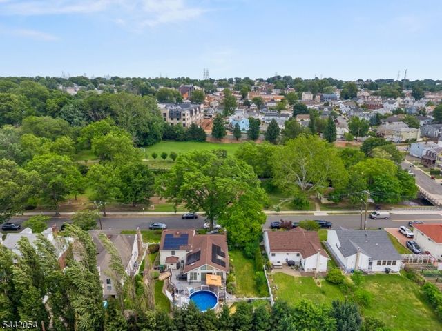 21 Ravine Ave, Nutley Twp., NJ 07110