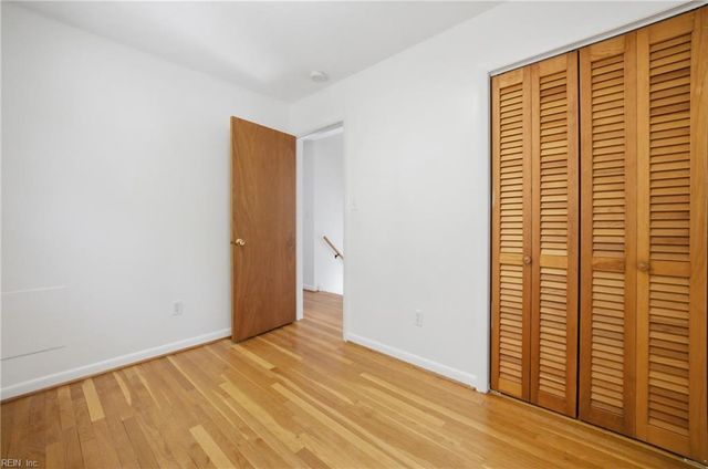 4 Hondo CT, Hampton, VA 23669