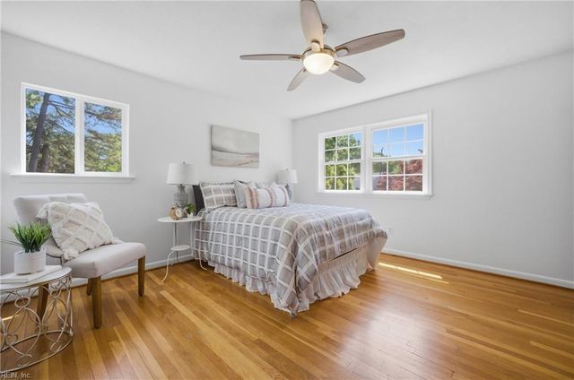 4 Hondo CT, Hampton, VA 23669