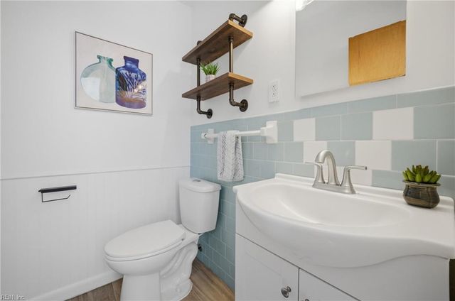 4 Hondo CT, Hampton, VA 23669