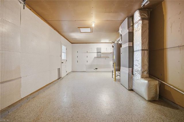 4 Hondo CT, Hampton, VA 23669