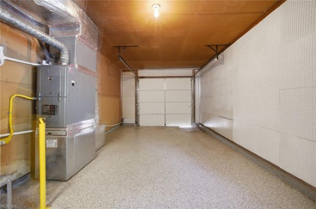 4 Hondo CT, Hampton, VA 23669