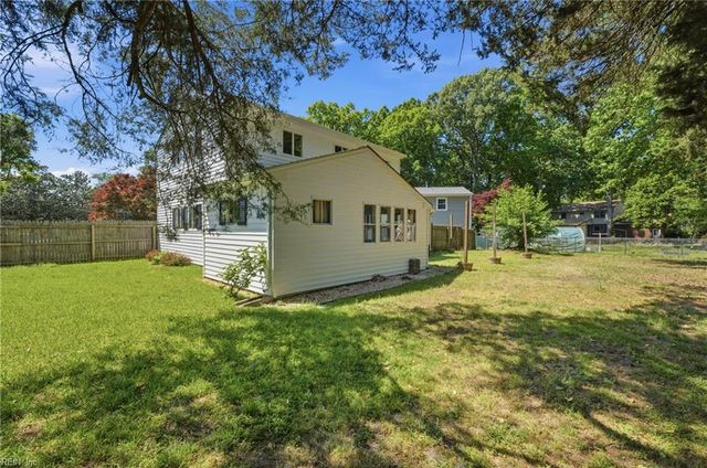 4 Hondo CT, Hampton, VA 23669