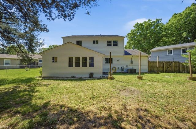 4 Hondo CT, Hampton, VA 23669