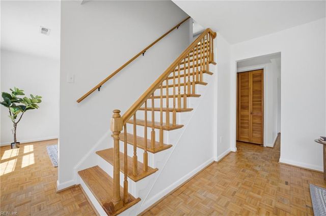 4 Hondo CT, Hampton, VA 23669