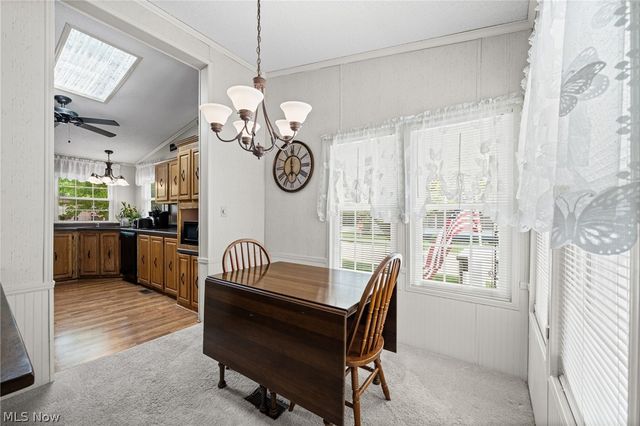 3 Lees Lane, Olmsted Twp, OH 44138