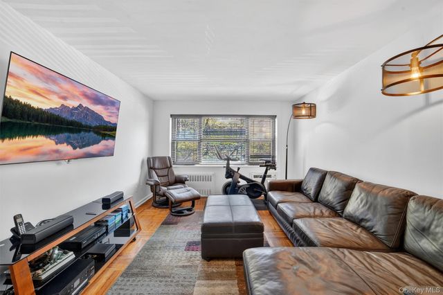 222 N Broadway 3D, Yonkers, NY 10701