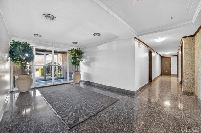 222 N Broadway 3D, Yonkers, NY 10701