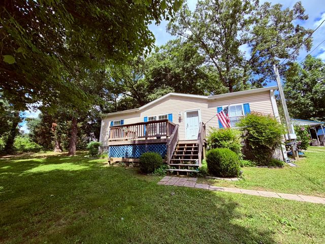 135 Spring Rd, Morrison, TN 37357