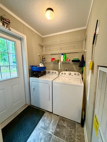135 Spring Rd, Morrison, TN 37357