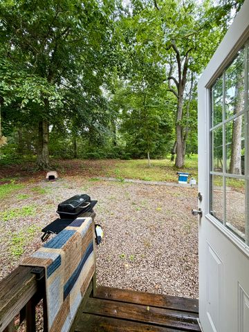 135 Spring Rd, Morrison, TN 37357