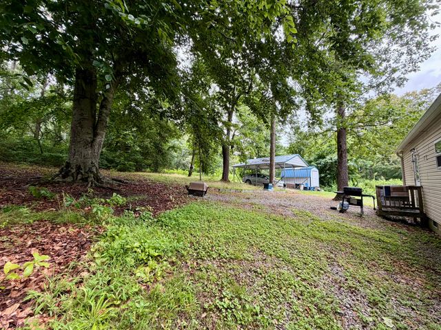 135 Spring Rd, Morrison, TN 37357