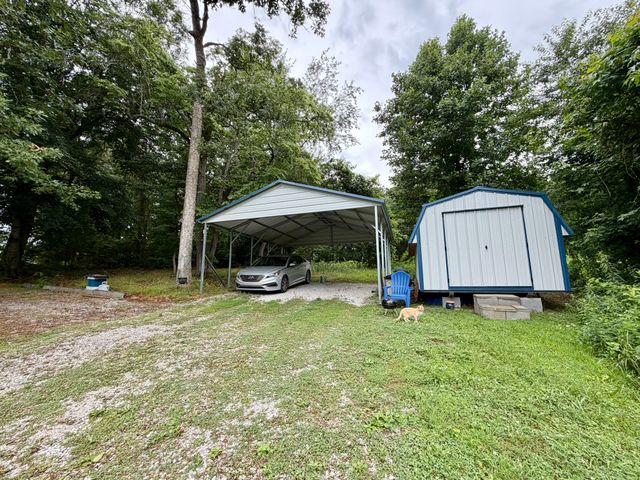 135 Spring Rd, Morrison, TN 37357