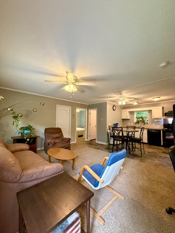 135 Spring Rd, Morrison, TN 37357