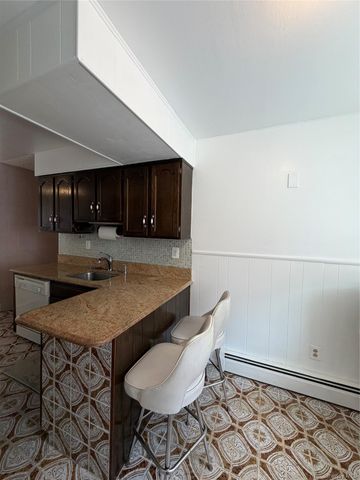 18618 140th Avenue, Springfield Gardens, NY 11413