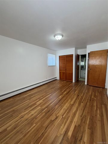 18618 140th Avenue, Springfield Gardens, NY 11413