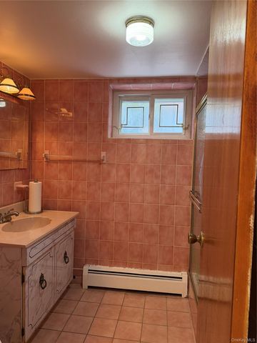 18618 140th Avenue, Springfield Gardens, NY 11413