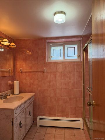 18618 140th Avenue, Springfield Gardens, NY 11413