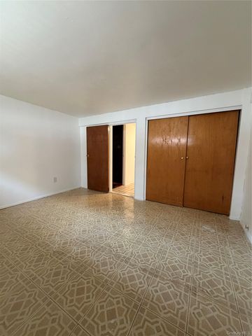 18618 140th Avenue, Springfield Gardens, NY 11413