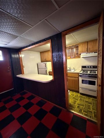 18618 140th Avenue, Springfield Gardens, NY 11413