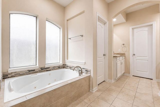 4530 Red Yucca Drive, Katy, TX 77494